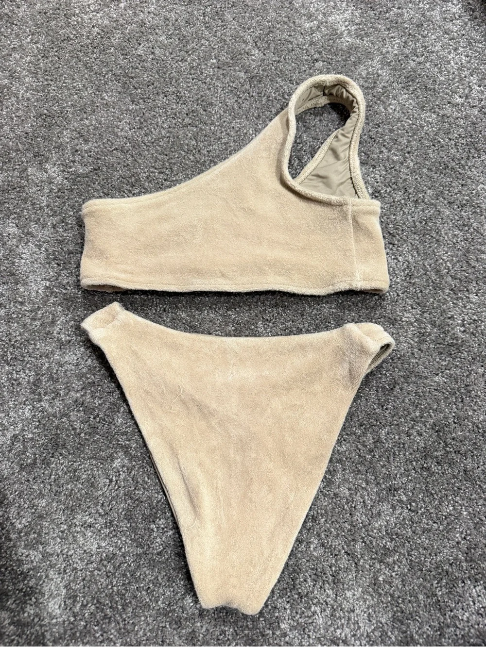 Frankies Bikinis one shoulder